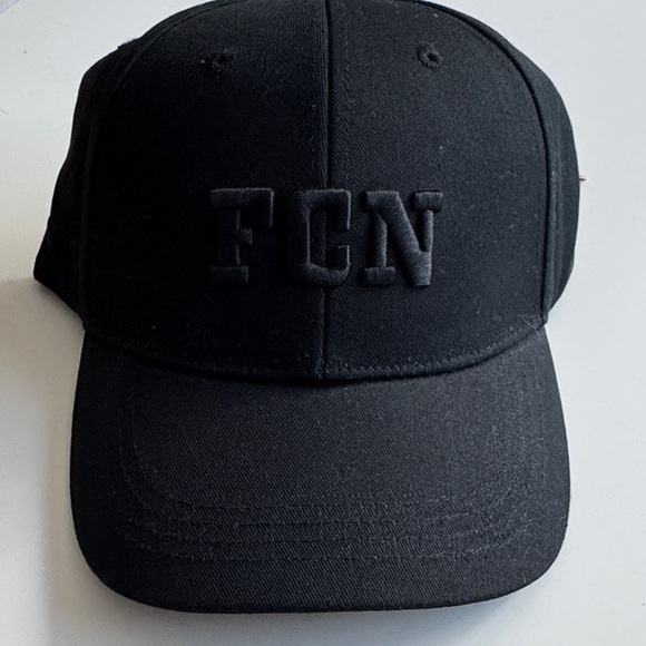 FC Nordsjælland Black Hat – Adjustable (New with Tags) - Picture 1 of 3